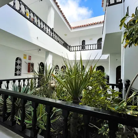 Central House * Corralejo